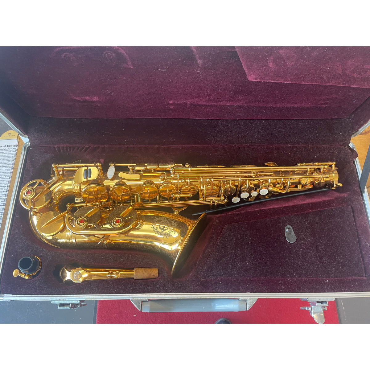 Used Suzuki Alto Saxophone in Case with Books and Stand