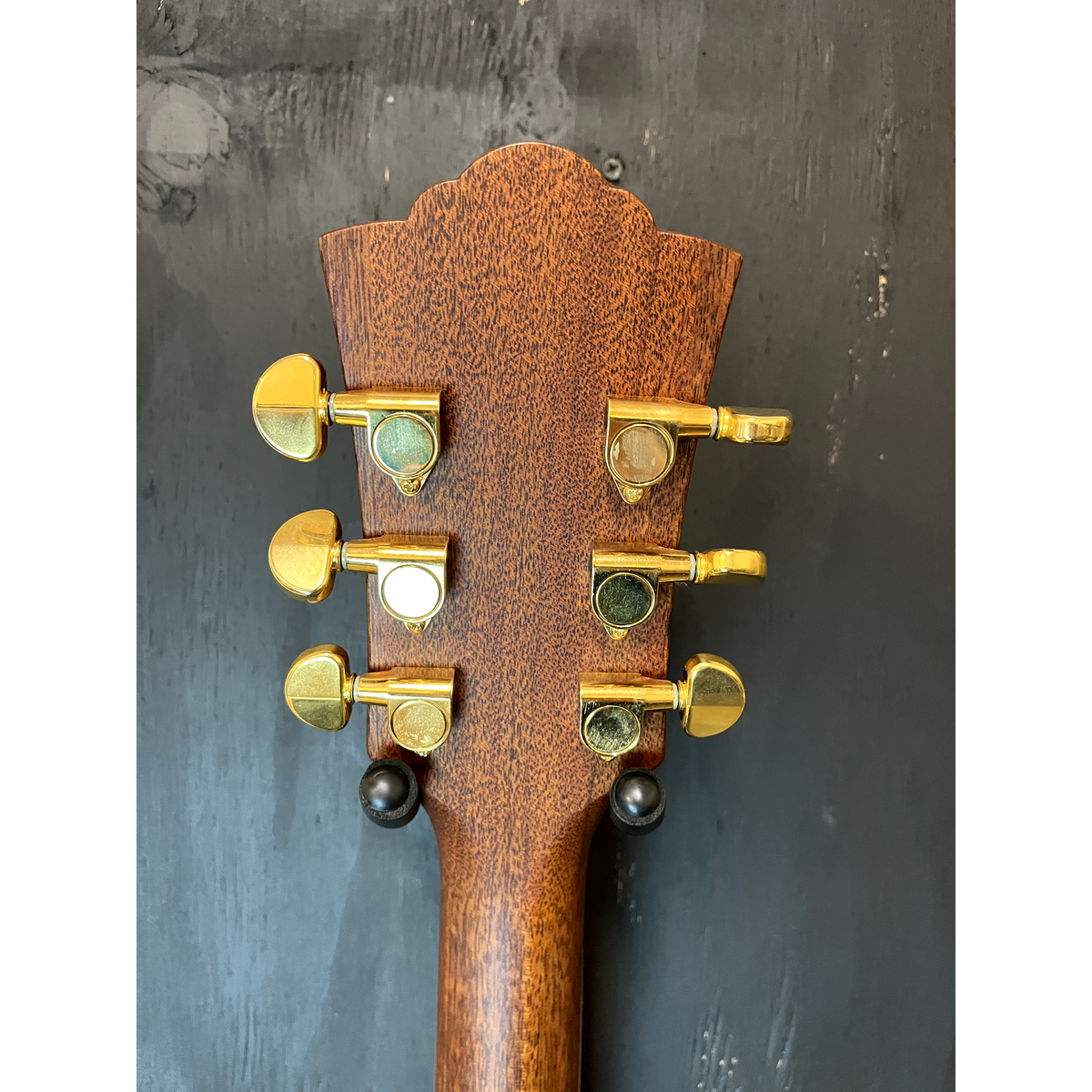 Used Guild F-150RNAT Acoustic Guitar with Hardcase