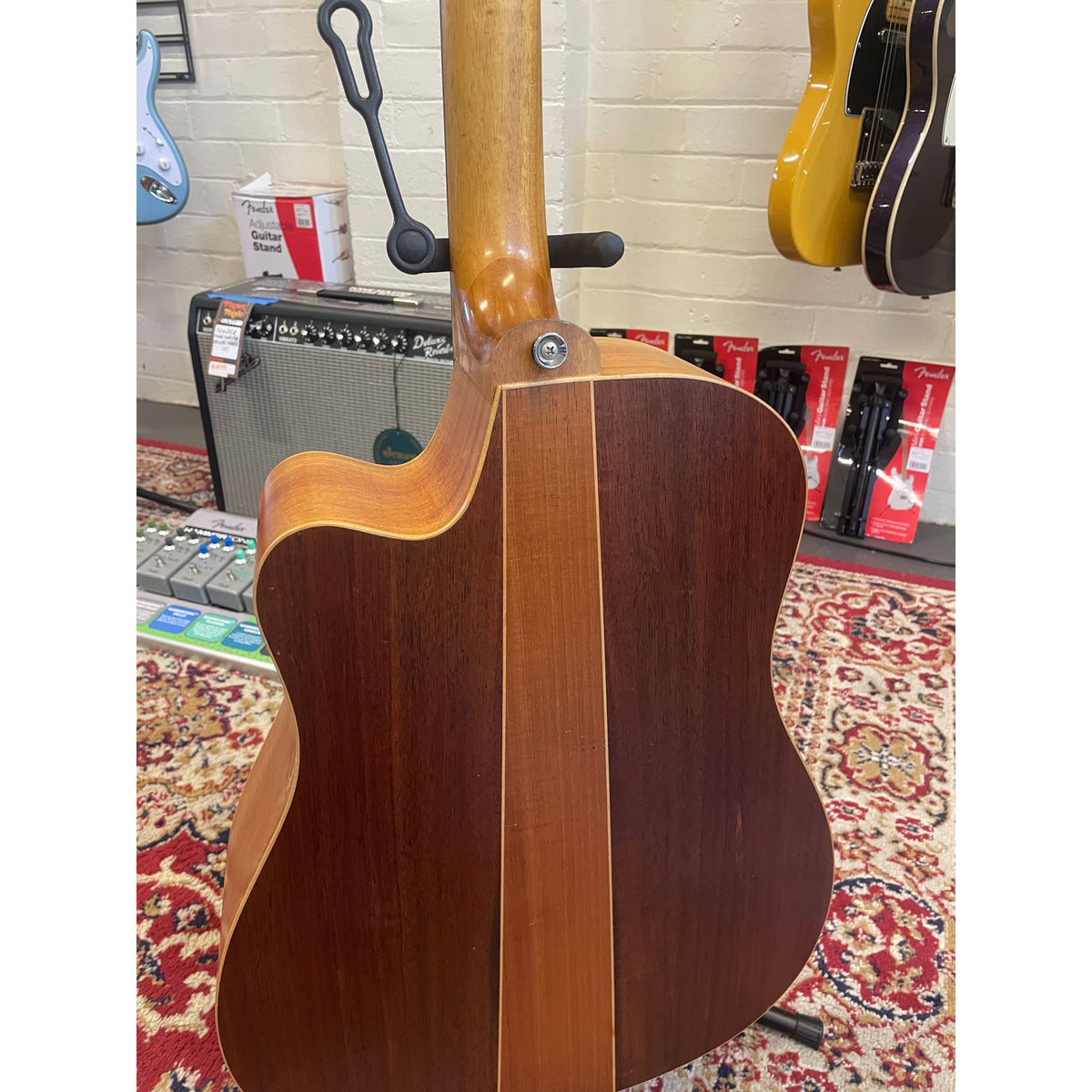 Used Cole Clark FL2EC Acoustic Guitar with Orig Hard Case