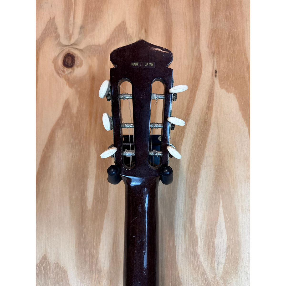 Used Yamaha S-70 Classical Guitar 1960s Japan in bag