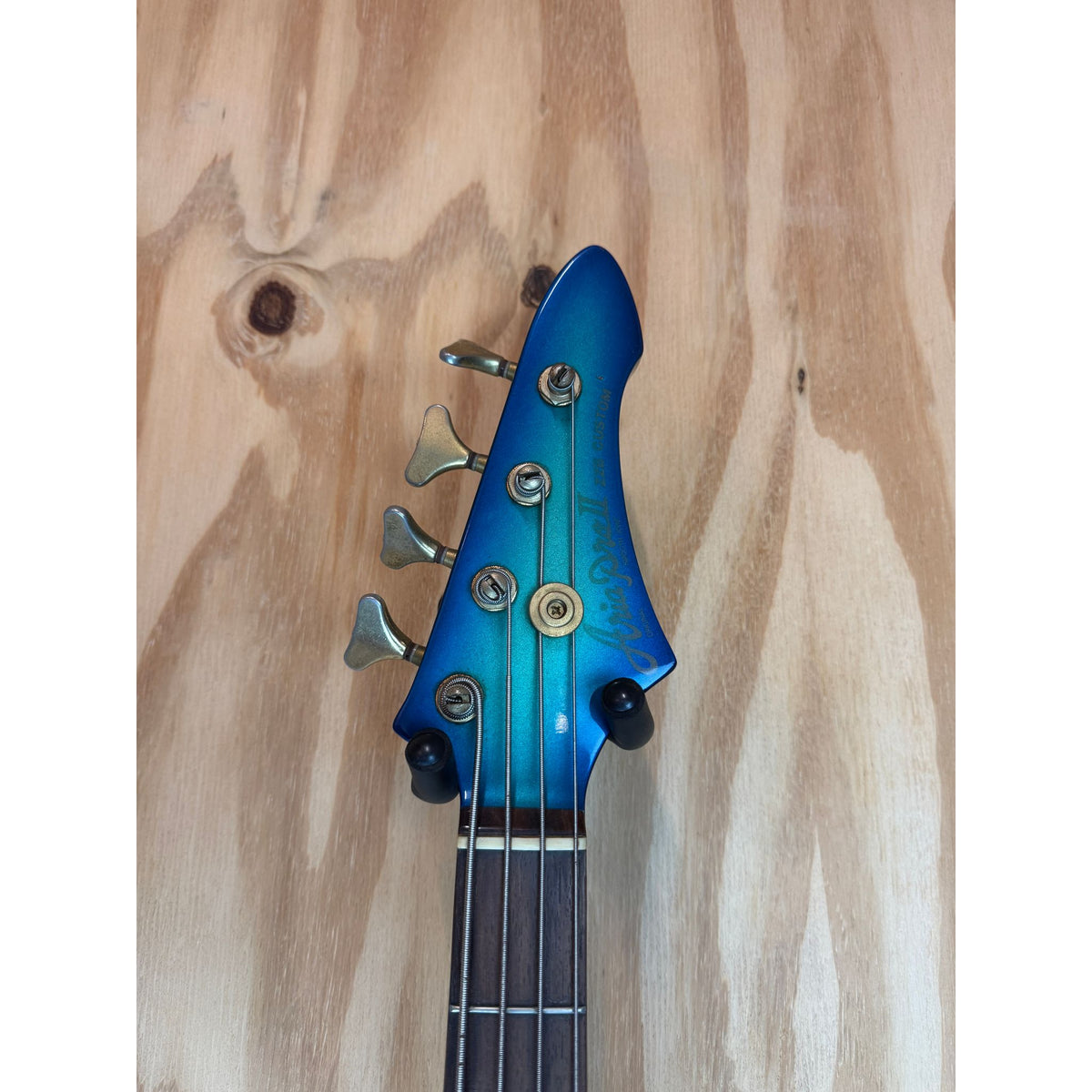 Used Aria Pro II ZZB-Deluxe Bass Blue Black Burst 1983 with Original Bag