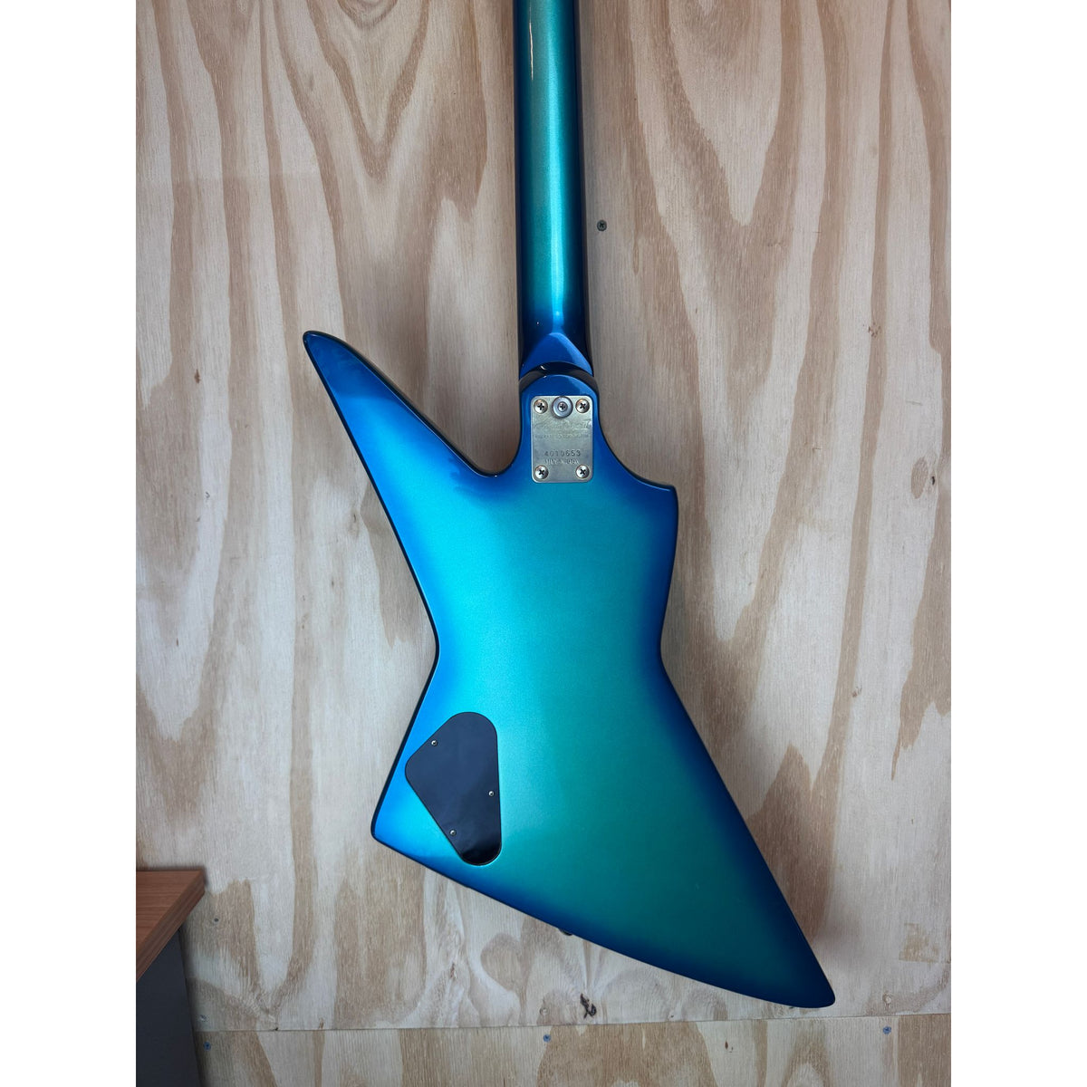 Used Aria Pro II ZZB-Deluxe Bass Blue Black Burst 1983 with Original Bag