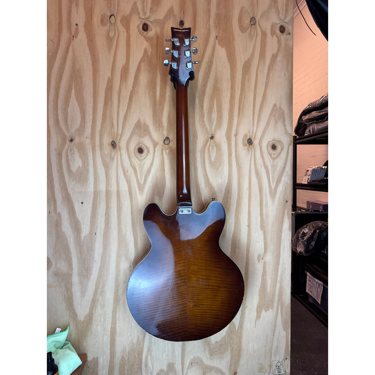 Used Aria Pro II ES500 Hollow body Electric Guitar in Hardcase