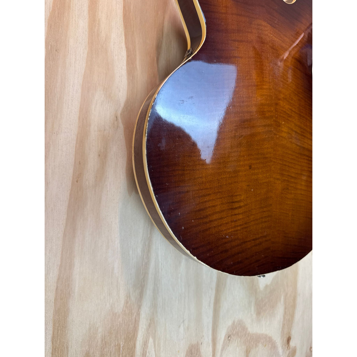 Used Aria Pro II ES500 Hollow body Electric Guitar in Hardcase