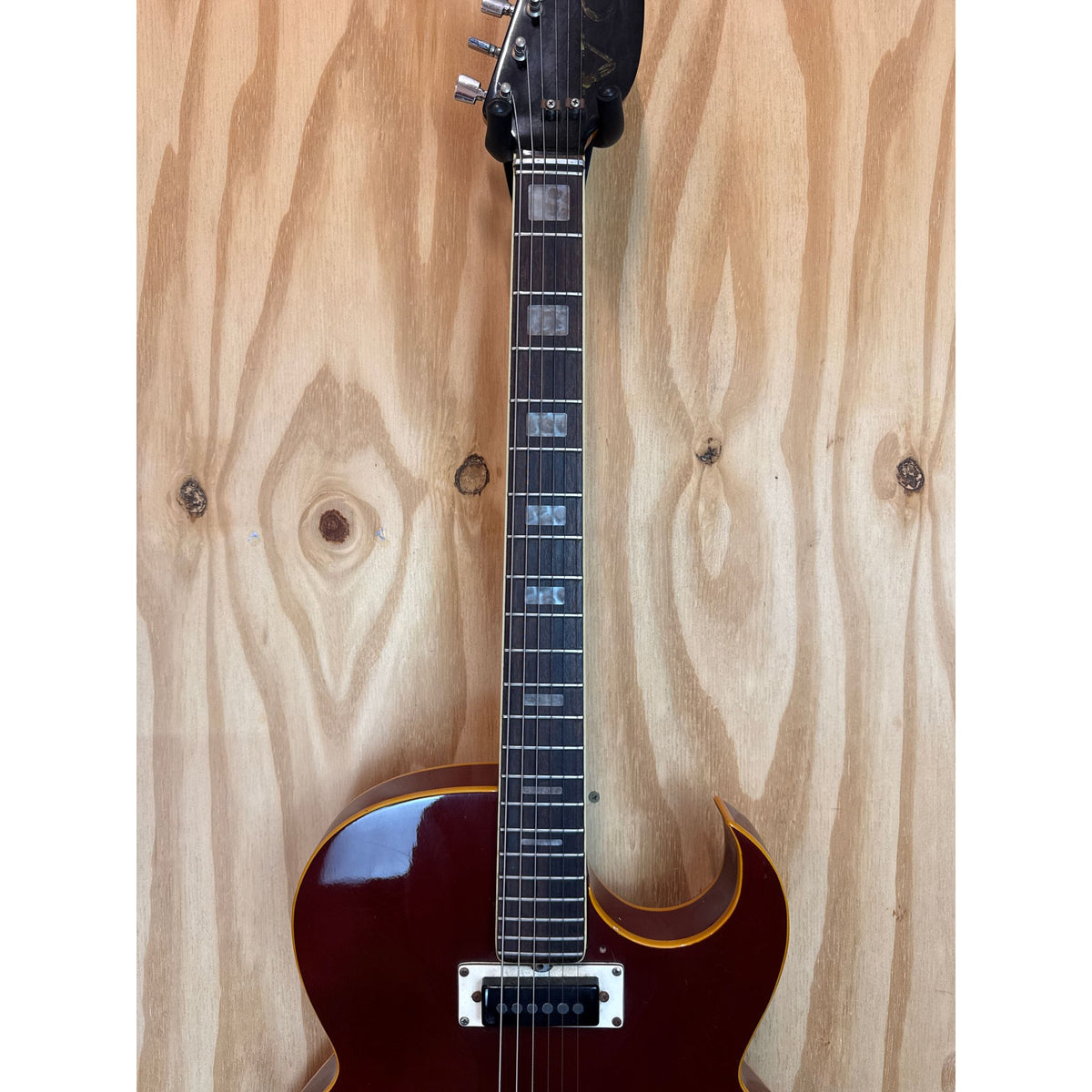 Used VOX Apollo Cherry Red Hollowbody Electric Guitar with Hard Case