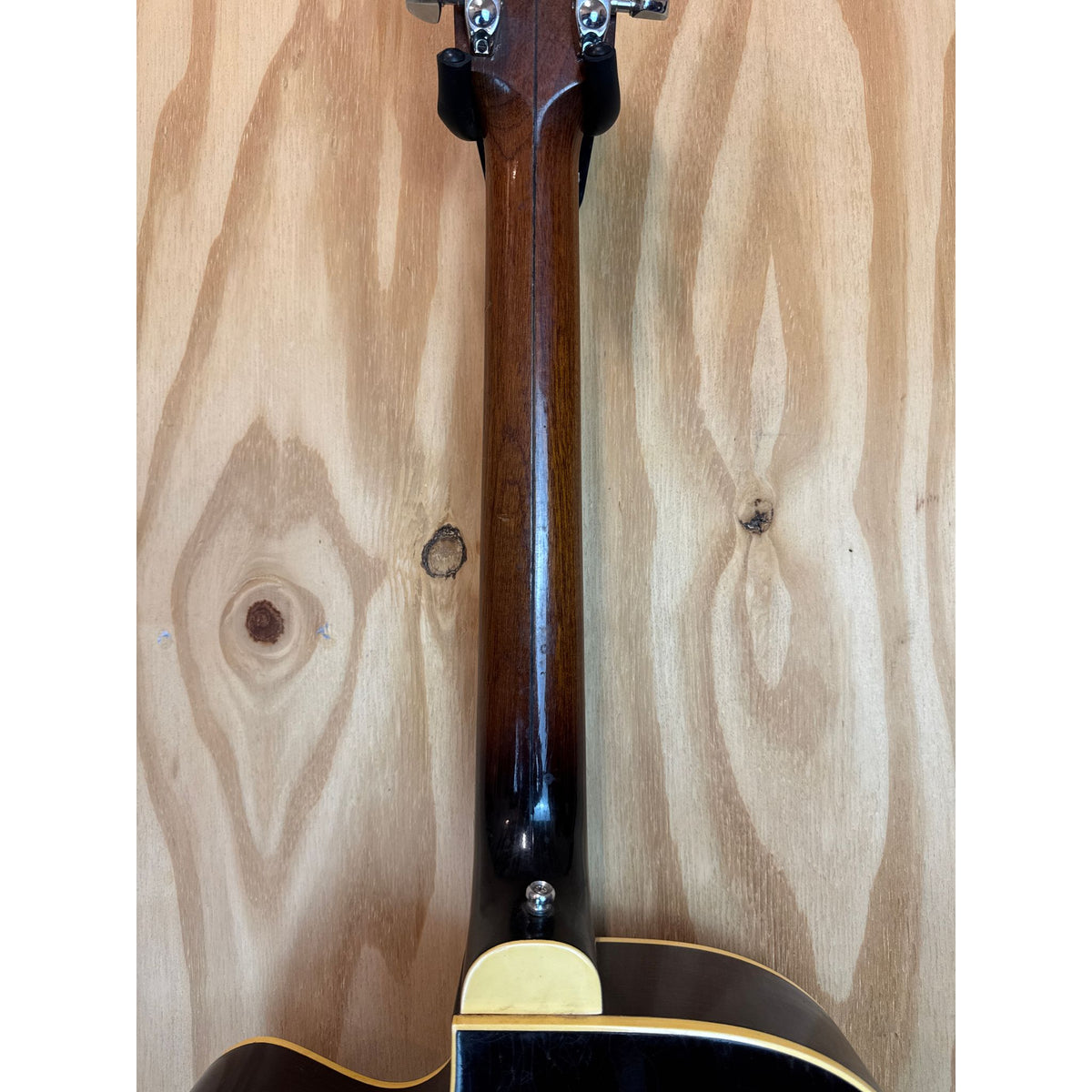 Used Levin Model 335 Archtop Guitar 1960 Sunburst in Hard Case