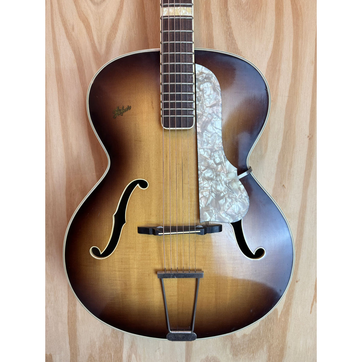 Used 1959 Vintage Hofner Archtop Honey Burst in Hard case