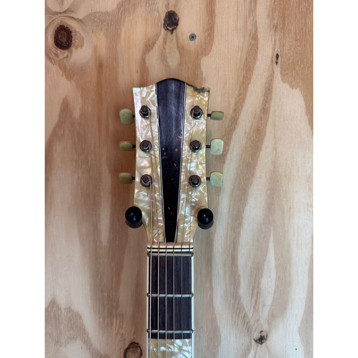 Used 1959 Vintage Hofner Archtop Honey Burst in Hard case