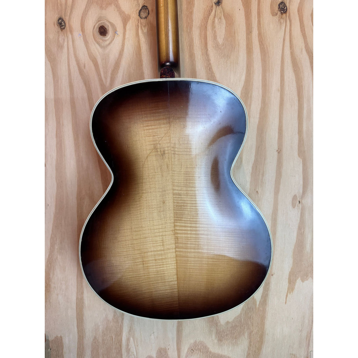 Used 1959 Vintage Hofner Archtop Honey Burst in Hard case