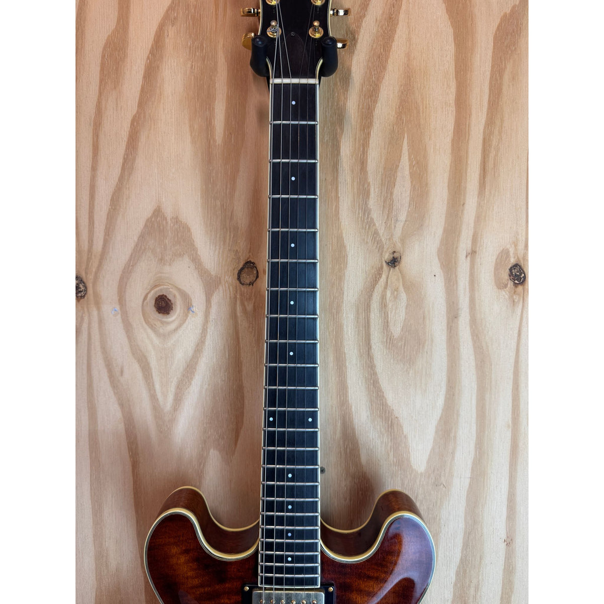 Used Eastman T185MX Thinline Hollowbody Electric Guitar with Hard Case