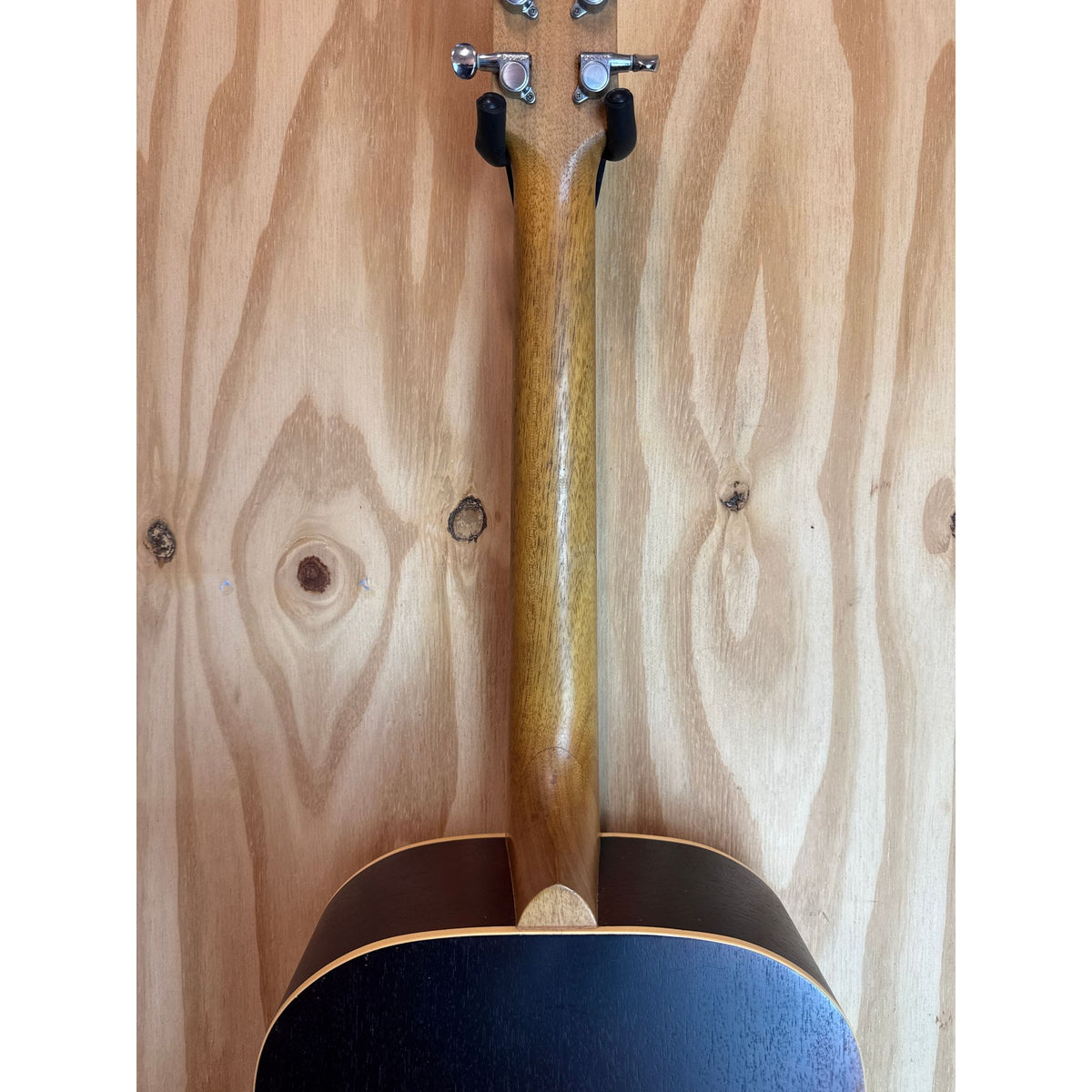 Used Maton M225 2008 Acoustic Guitar in Hardcase