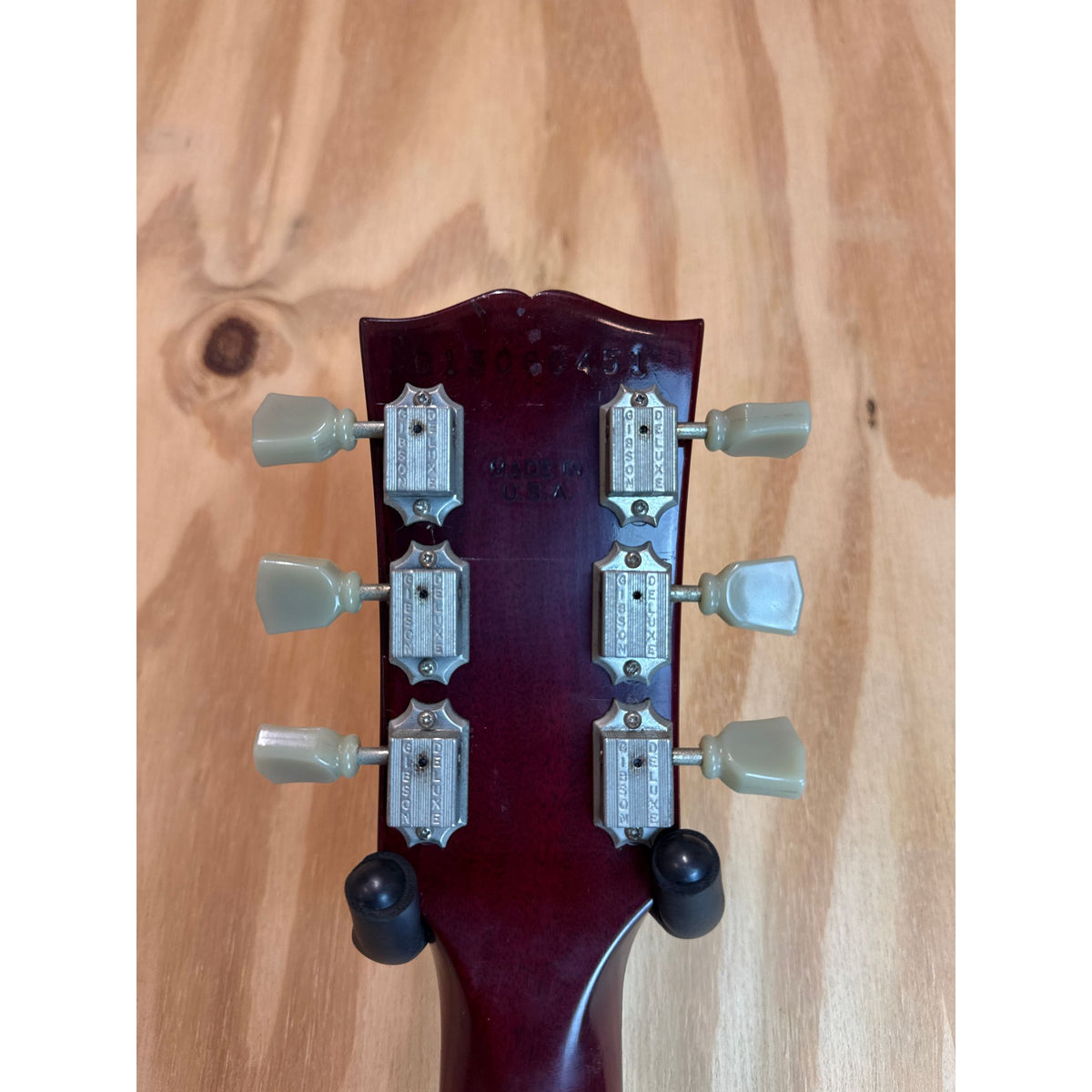 Used 2008 Les Paul Studio Electric Guitar Wine Red with Hard case