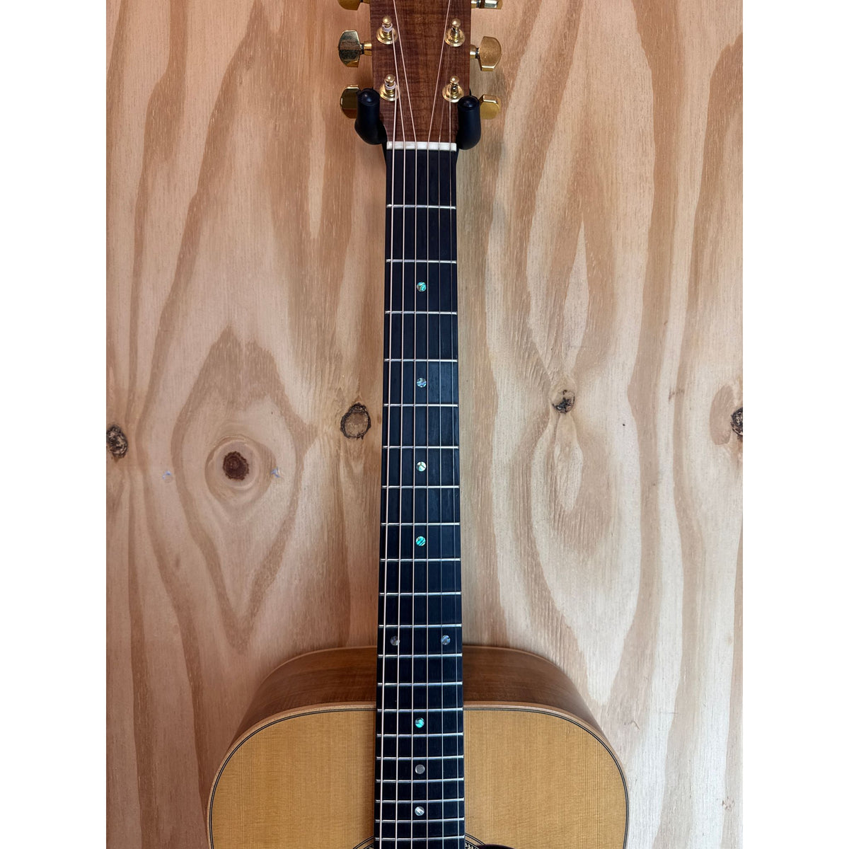 Used 2007 Carson Crickmore C2 Acoustic Guitar in Hardcase