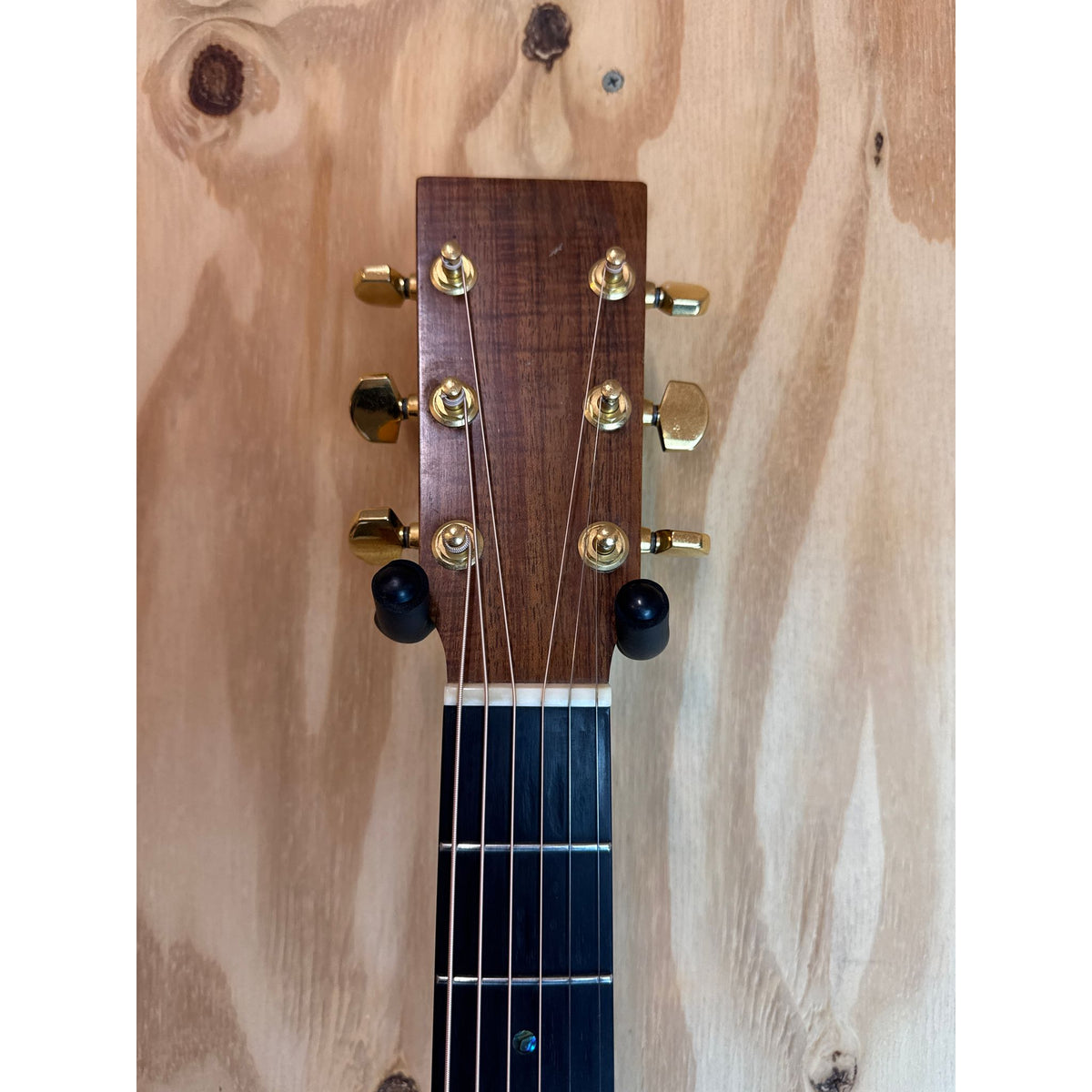 Used 2007 Carson Crickmore C2 Acoustic Guitar in Hardcase