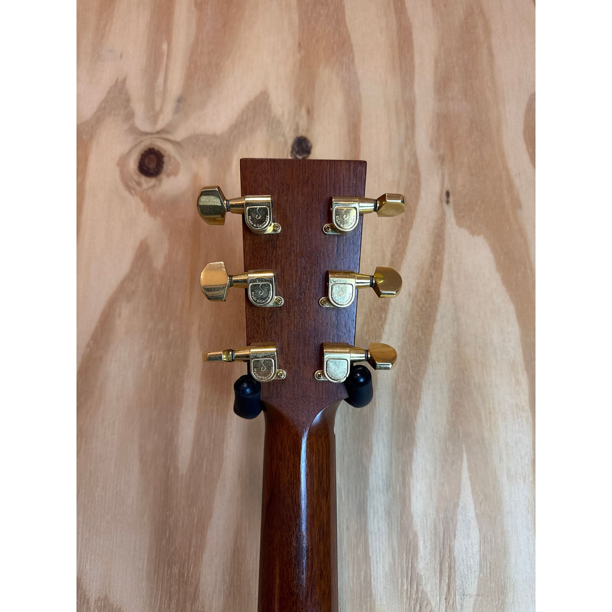 Used 2007 Carson Crickmore C2 Acoustic Guitar in Hardcase