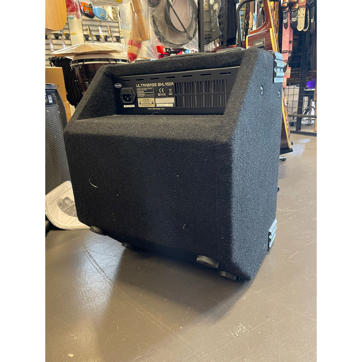 Used Behringer BXL450A 45W Bass Amp
