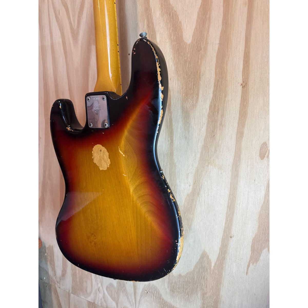 Used Fender Jazz Bass 1973 Sunburst Orig Case All Original