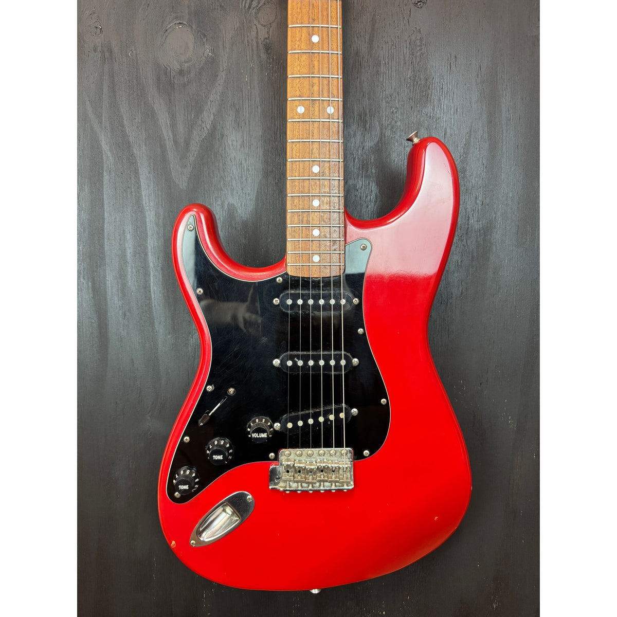 Used Squier 1993 Stratocaster Electric Guitar Left-handed Red with Gig Bag