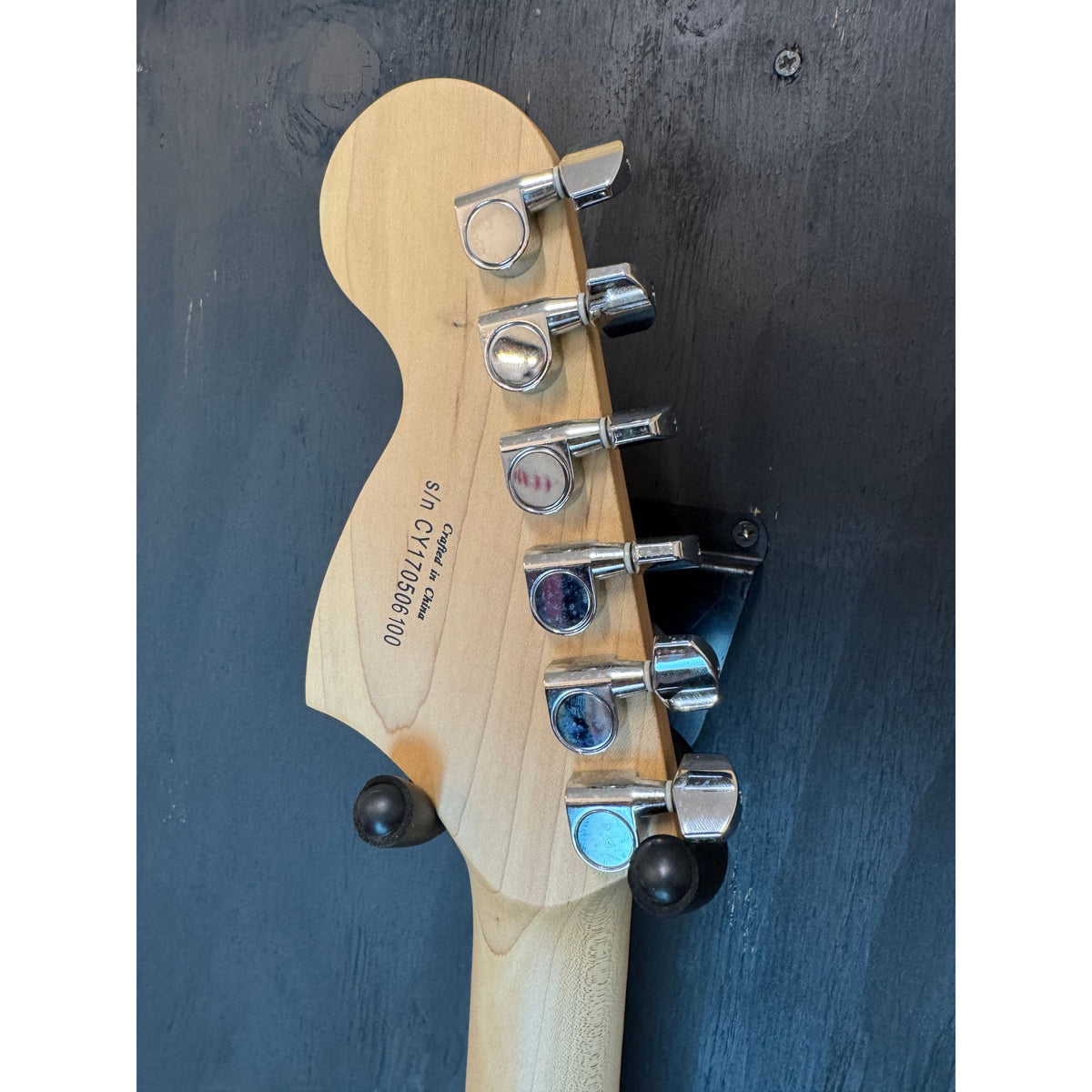 Used 2017 Squier Standard Stratocaster Cherry Sunburst