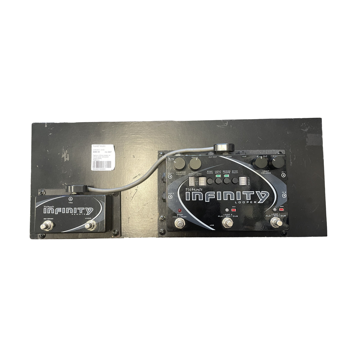 Pigtronix Infinity Looper with Remote Pedal and Power Supply