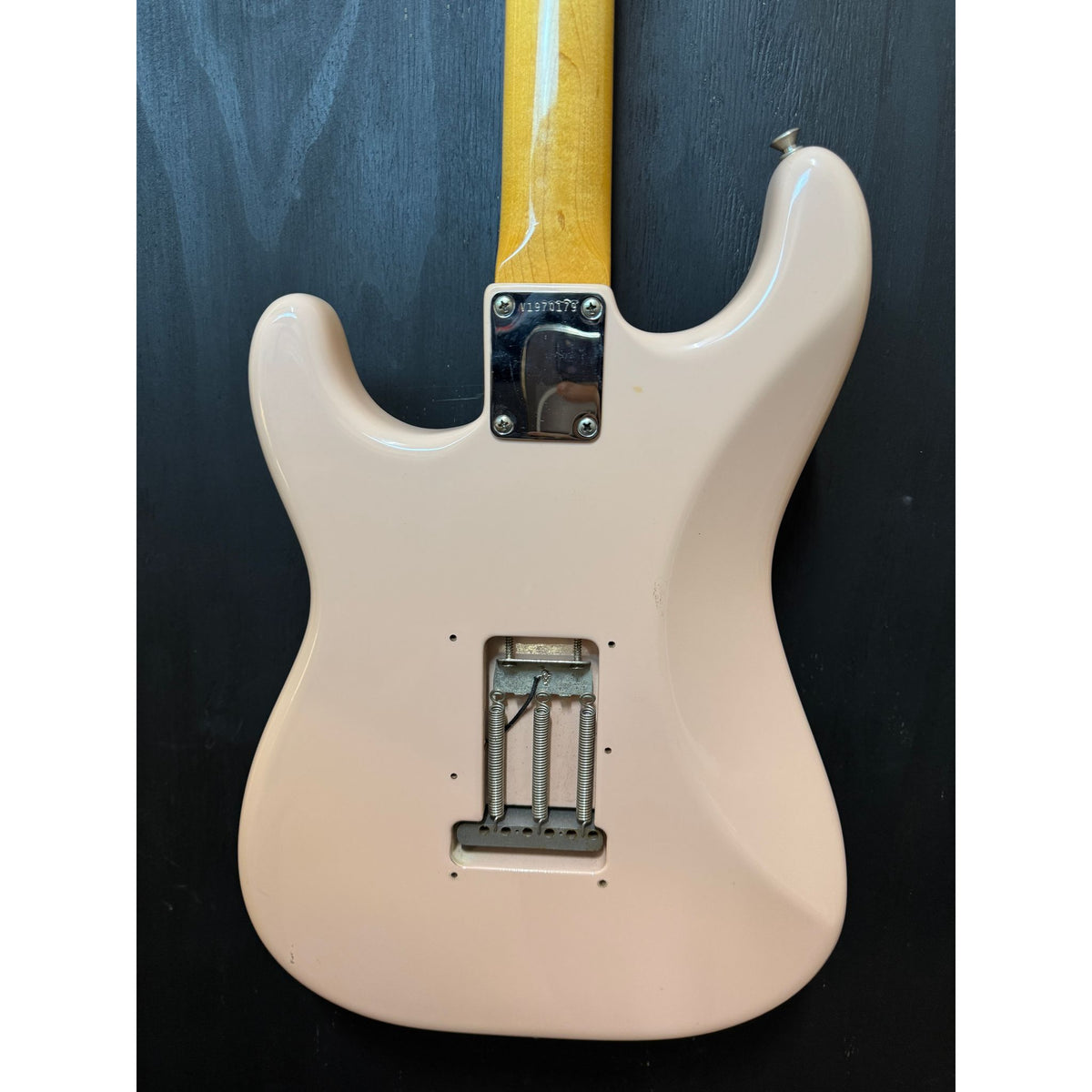 Used 2019 Original 60s Fender Stratocaster Shell Pink with Hardcase