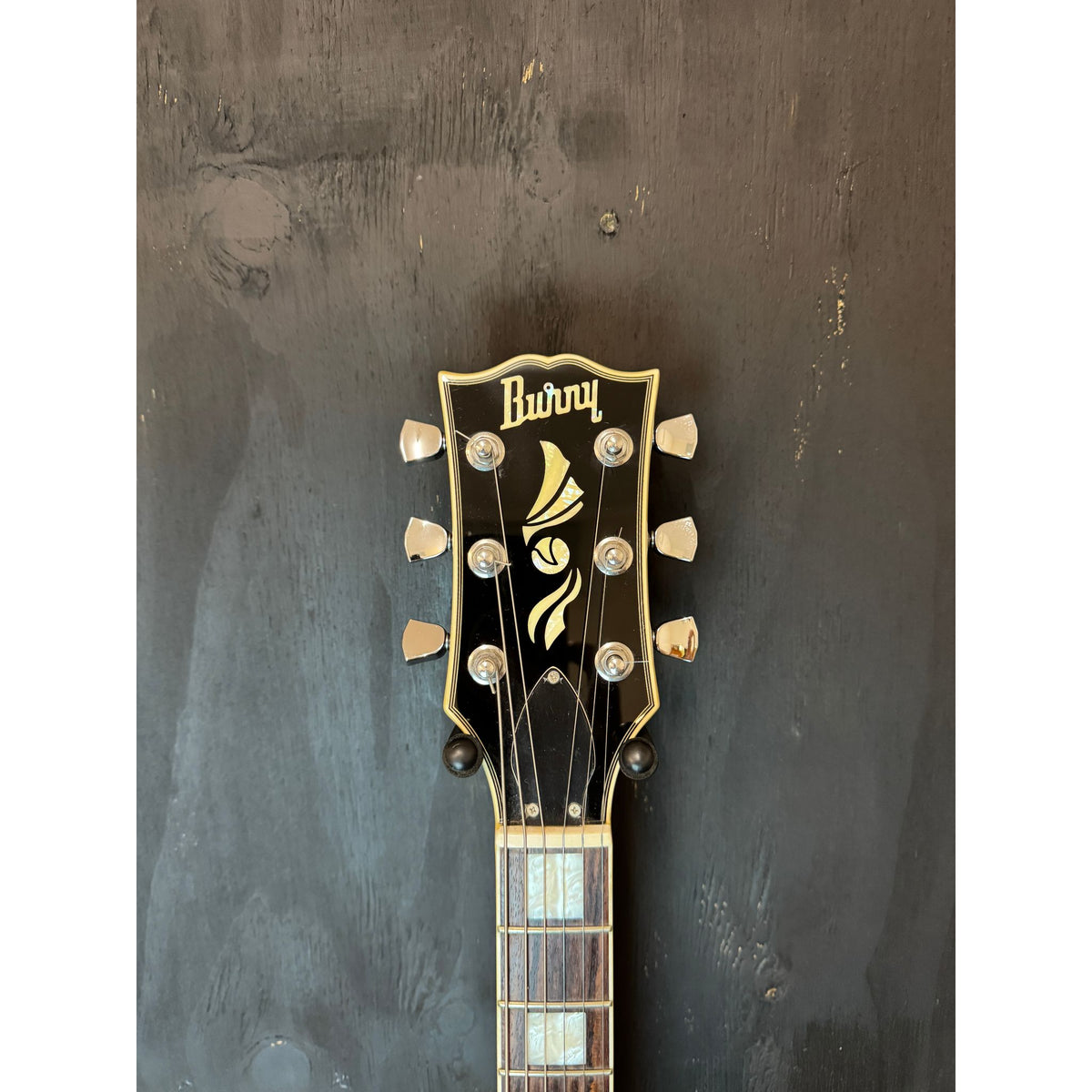 Used 2009 Burny RLC 55-P Les Paul copy in Hiscox Hardcase