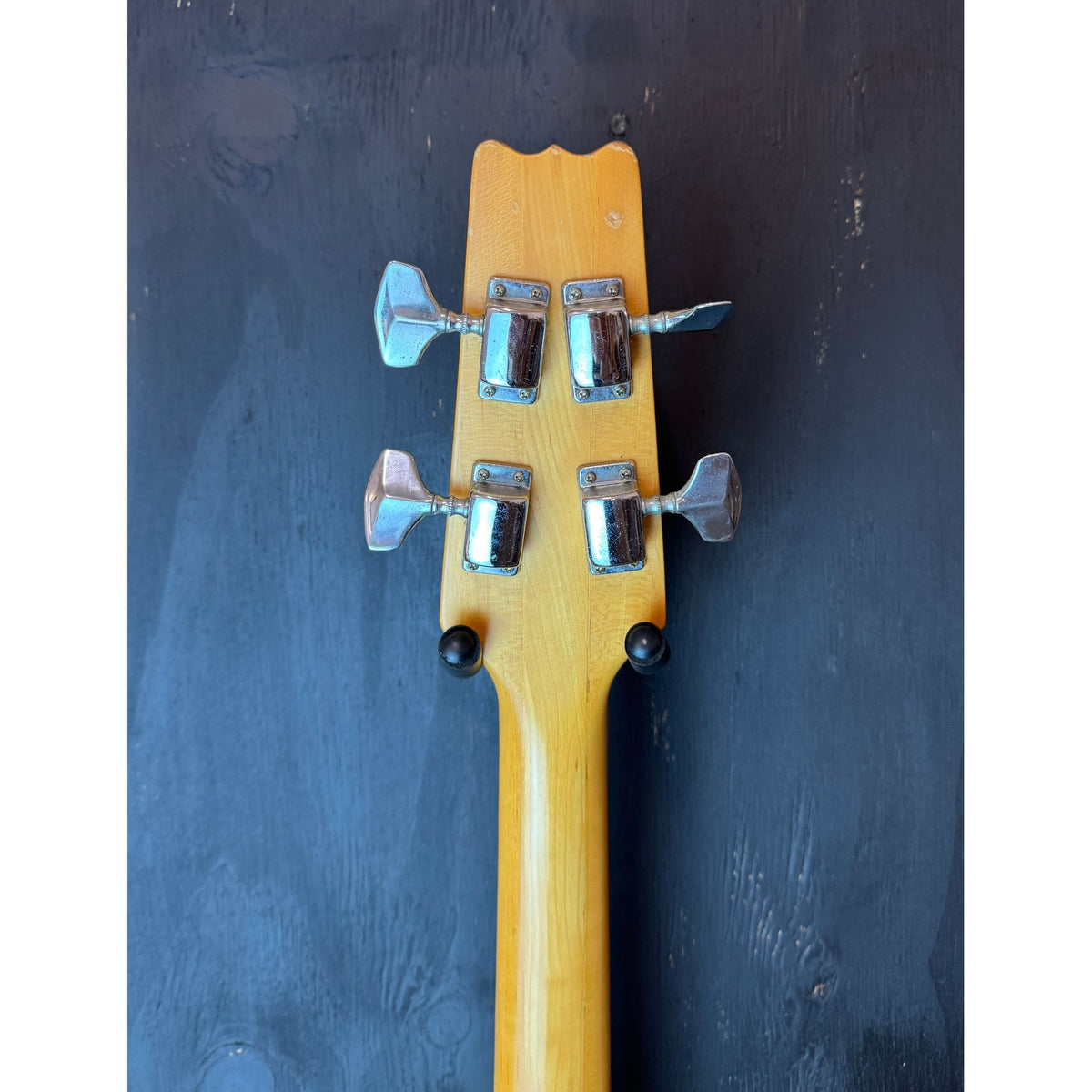 Used 1980 Vantage VS600B "The Witch" Bass in Hardcase