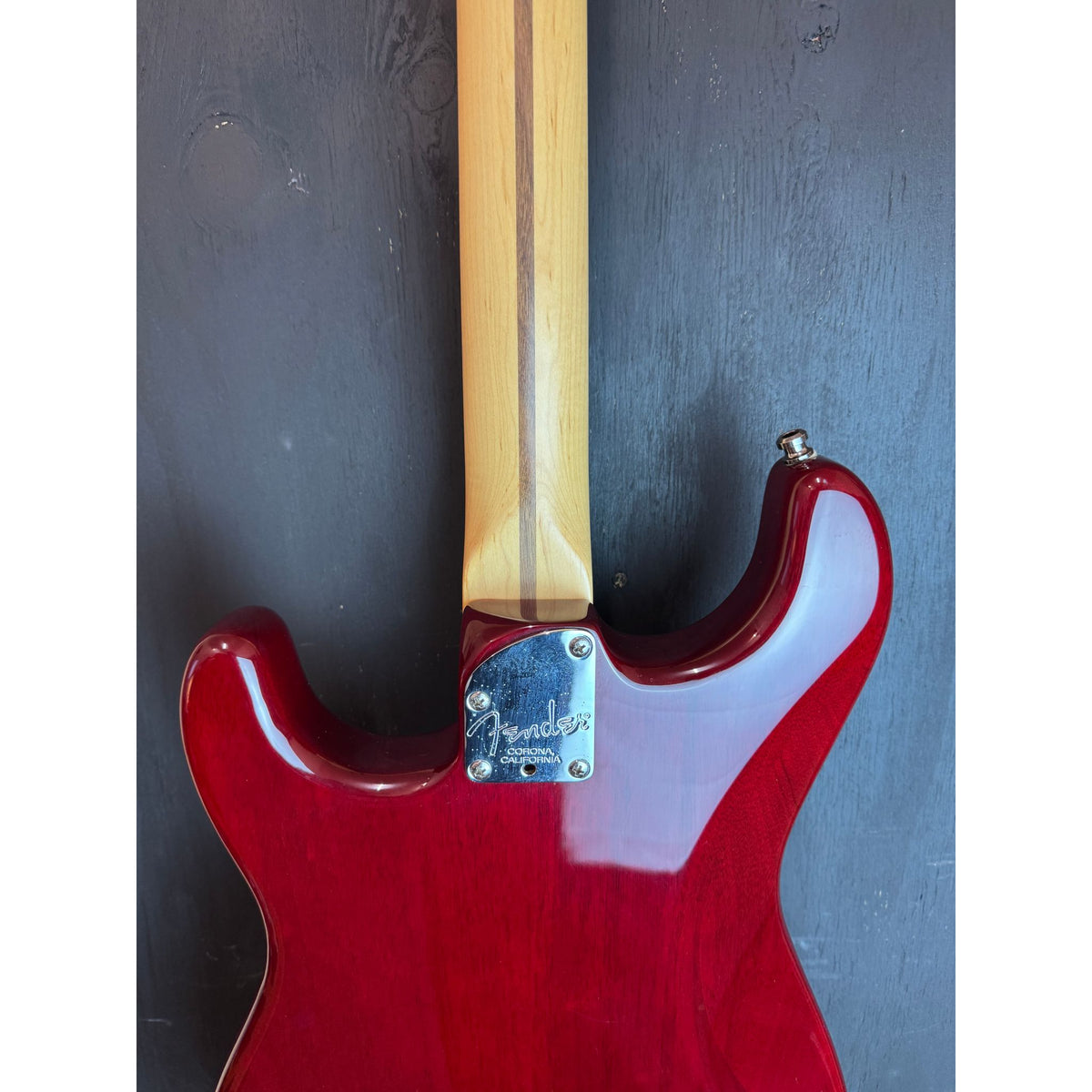 Used 2005 Fender Stratosonic with Hardcase