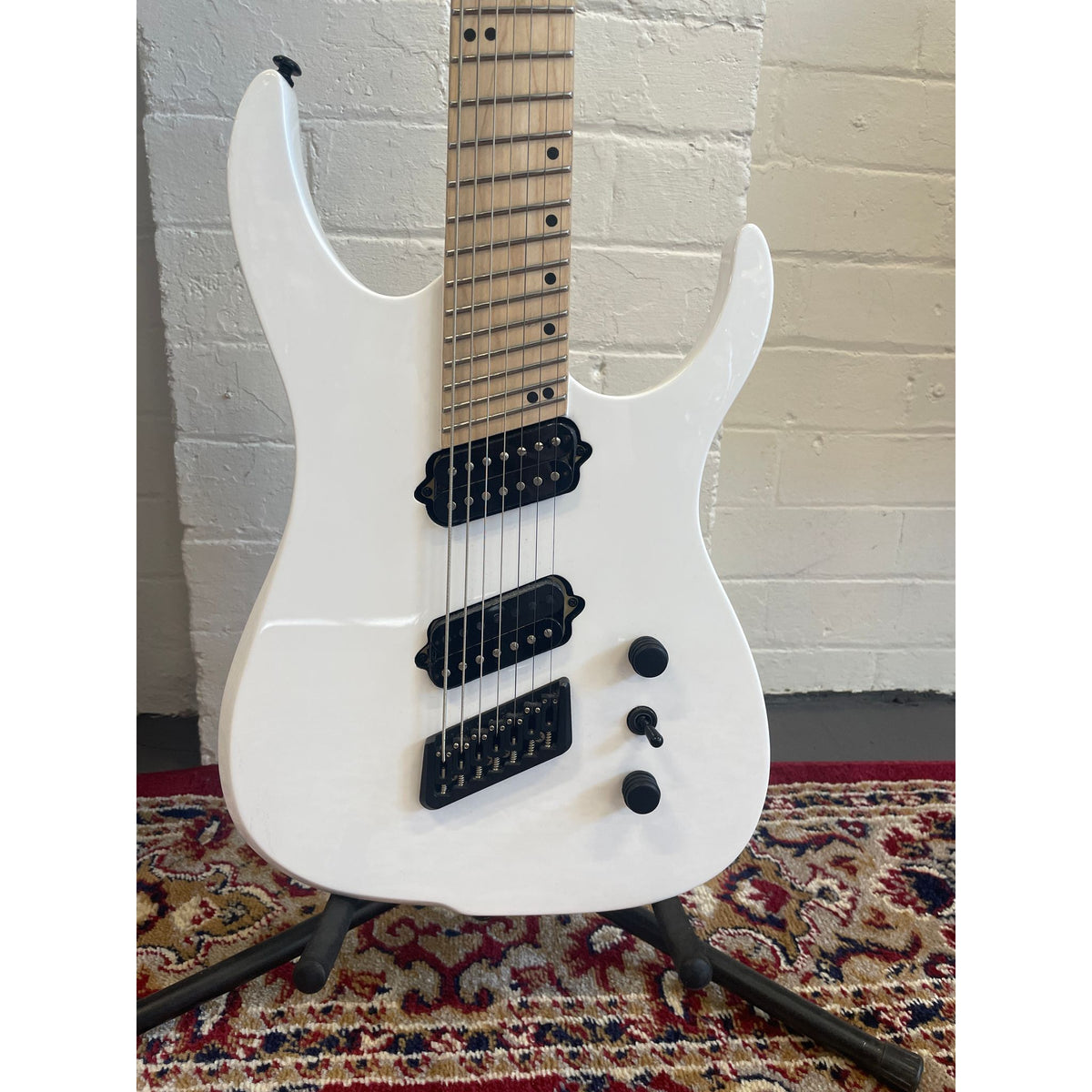 Used Ormsby Hype GTR 7 Run 16 Ermine White with Soft Case