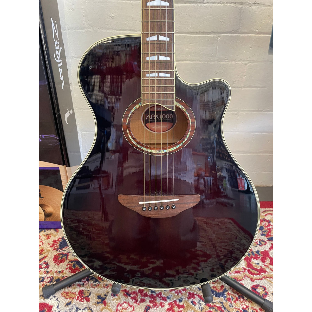 Used Yamaha APX1000 Acoustic Electric Guitar Mocha Black with Hard Case