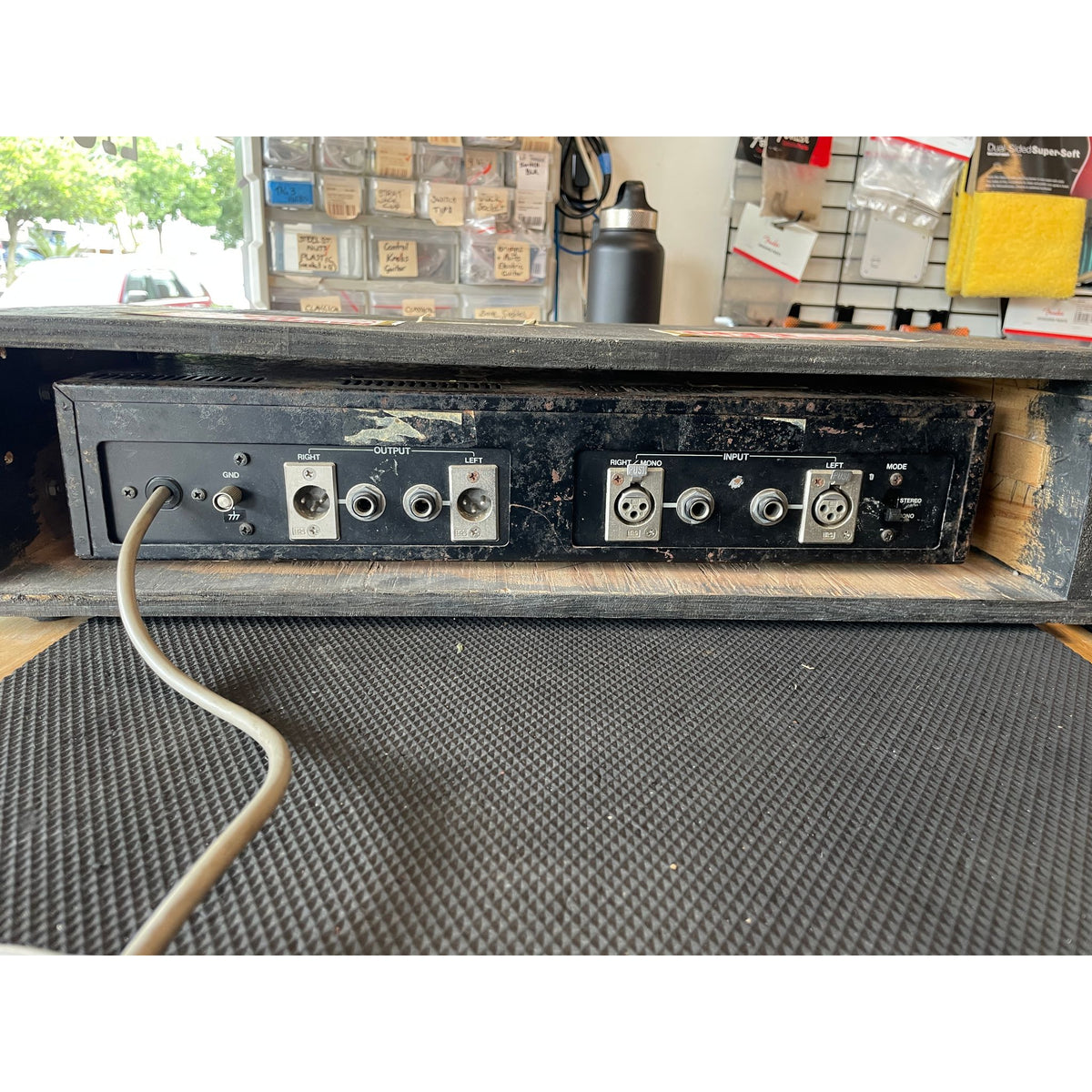 Used Roland SDD320 Dimension D Chorus Rack Unit in Case